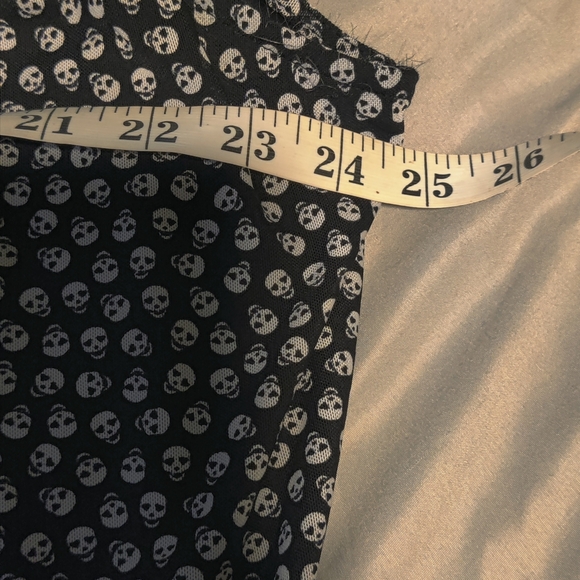 Skull Pattern Tank - Picture 9 of 11